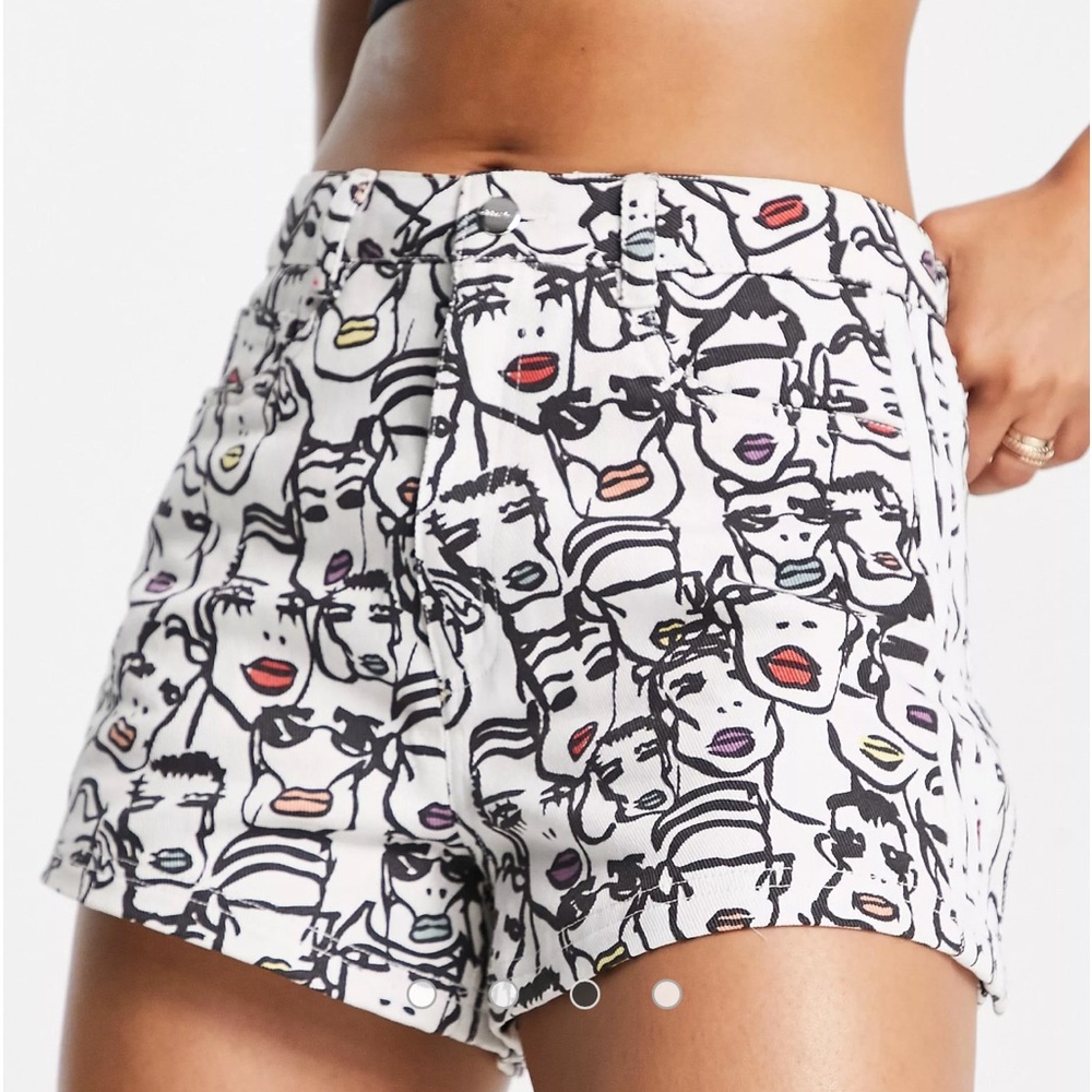 NWT Adidas Originals X Fiorucci Highlight Shorts Size 8 US Medium